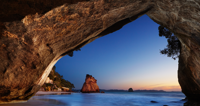 Blog-Thumbnail-Cathedral-Cove-New-Zealand