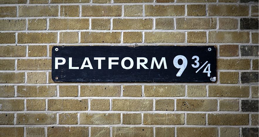 platform 9 3/4 sign